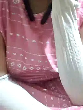 Snapshot of mallupriyapriya chatting on January 29, 2025, 7:57 am mallupriyapriya online show from January 29, 2025, 7:57 am