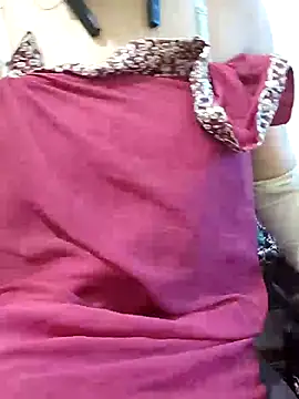 Snapshot of mallupriyapriya chatting on February 14, 2026, 7:16 am mallupriyapriya online show from February 14, 2026, 7:16 am