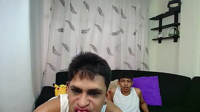 twinkmilk  online show from February 15, 2025, 12:01 pm