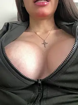 Maddy Jones online show from January 23, 2025, 6:56 pm