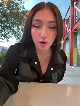 Maddy Jones online show from February 22, 2025, 11:13 pm