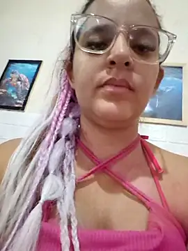 AliceRuivinha2 online show from September 11, 2025, 8:14 am