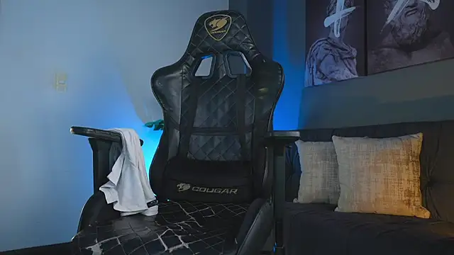 kevin montoya online show from November 8, 2025, 2:50 pm