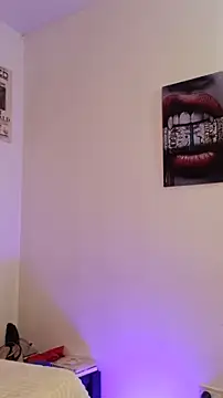 downsonMia online show from April 1, 2026, 1:41 pm