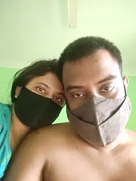 Hot Nila online show from October 12, 2025, 7:40 am