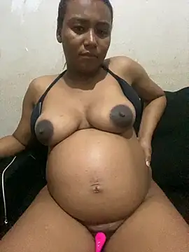 Mariaapimentinha online show from October 17, 2025, 1:53 am