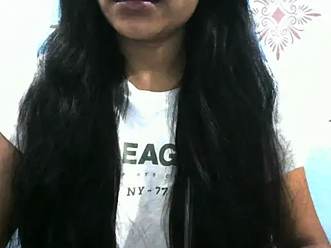 Snapshot of Misha_Sweett chatting on May 14, 2026, 1:01 am Misha Sweett online show from May 14, 2026, 1:01 am