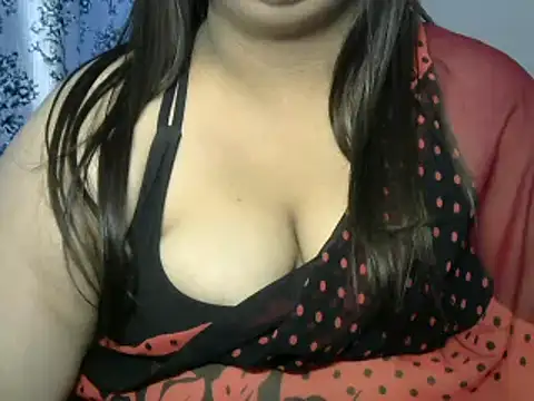 Snapshot of Jenny_lovee chatting on January 6, 2025, 12:35 pm Jenny lovee online show from January 6, 2025, 12:35 pm