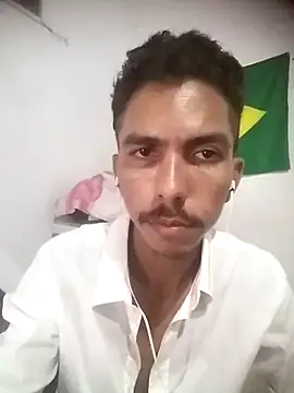 MagrinhoSaradoo online show from February 24, 2025, 2:19 am