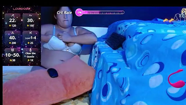 Snapshot of fabyana-queen chatting on February 1, 2025, 2:24 pm fabyana-queen online show from February 1, 2025, 2:24 pm