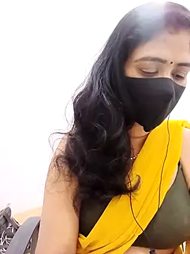 Lucky-Deepthi online show from December 21, 2025, 5:42 pm