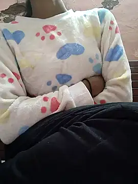 Snapshot of Barbie_183 chatting on January 14, 2025, 9:13 am Barbie 183 online show from January 14, 2025, 9:13 am