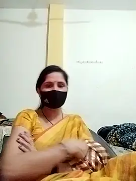 Snapshot of priyancyfun chatting on February 5, 2025, 3:20 pm priyancyfun online show from February 5, 2025, 3:20 pm