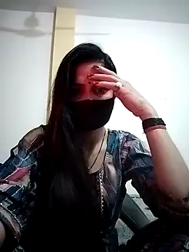 Snapshot of priyancyfun chatting on February 6, 2025, 1:27 am priyancyfun online show from February 6, 2025, 1:27 am