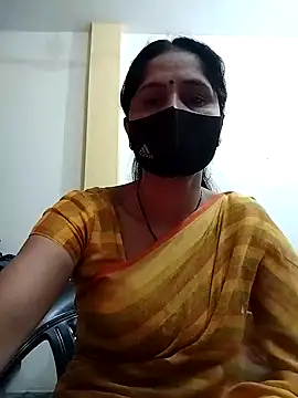 Snapshot of priyancyfun chatting on February 7, 2025, 1:36 am priyancyfun online show from February 7, 2025, 1:36 am