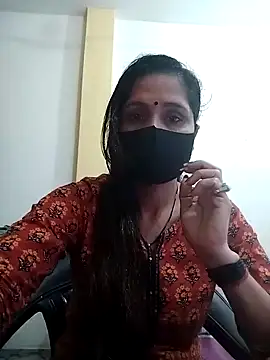 Snapshot of priyancyfun chatting on February 8, 2025, 6:22 am priyancyfun online show from February 8, 2025, 6:22 am