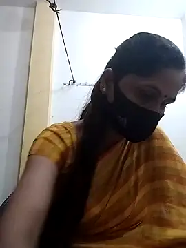 Snapshot of priyancyfun chatting on February 10, 2025, 1:01 pm priyancyfun online show from February 10, 2025, 1:01 pm