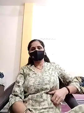 Snapshot of priyancyfun chatting on February 12, 2025, 12:55 pm priyancyfun online show from February 12, 2025, 12:55 pm