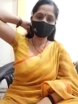 Snapshot of priyancyfun chatting on February 14, 2025, 11:53 am priyancyfun online show from February 14, 2025, 11:53 am