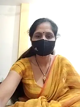 Snapshot of priyancyfun chatting on February 17, 2025, 12:43 am priyancyfun online show from February 17, 2025, 12:43 am