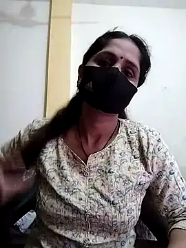 Snapshot of priyancyfun chatting on February 25, 2025, 9:09 am priyancyfun online show from February 25, 2025, 9:09 am