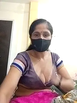 Snapshot of priyancyfun chatting on September 18, 2025, 5:26 pm priyancyfun online show from September 18, 2025, 5:26 pm