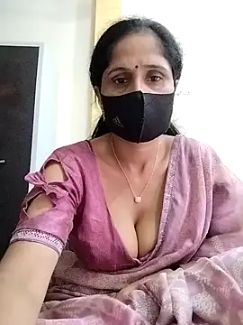 Snapshot of priyancyfun chatting on October 7, 2025, 4:42 am priyancyfun online show from October 7, 2025, 4:42 am