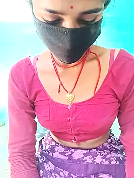 Snapshot of Amaya_Bajwa chatting on February 23, 2025, 9:00 am Amaya Bajwa online show from February 23, 2025, 9:00 am