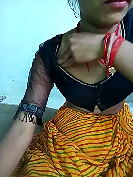 Snapshot of Amaya_Bajwa chatting on February 28, 2025, 11:47 am Amaya Bajwa online show from February 28, 2025, 11:47 am