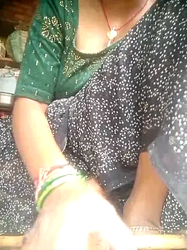 Snapshot of Amaya_Bajwa chatting on October 1, 2025, 4:07 am Amaya Bajwa online show from October 1, 2025, 4:07 am