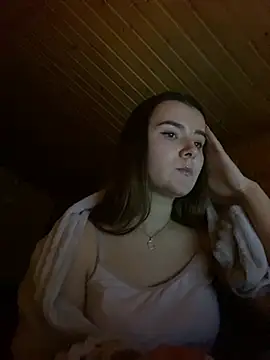 mewKate online show from March 3, 2025, 6:55 pm