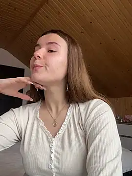 mewKate online show from March 15, 2025, 12:56 pm