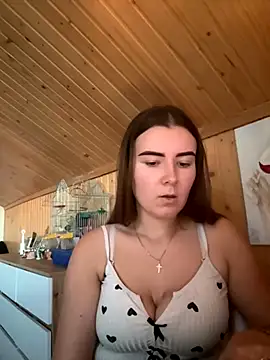 mewKate online show from November 1, 2025, 2:52 pm