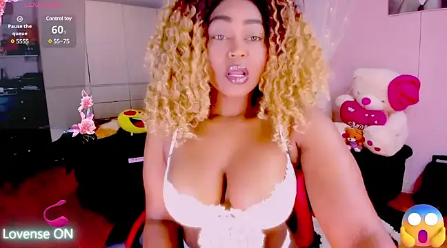 Aliana Ross online show from March 11, 2025, 8:09 am