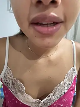 LuizaDiaz online show from October 19, 2025, 12:22 am