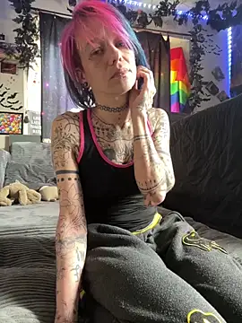 trashbrat online show from May 4, 2026, 8:05 pm