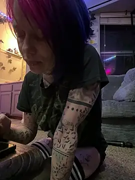 trashbrat online show from May 13, 2026, 8:23 am