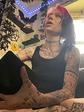 trashbrat online show from May 19, 2026, 8:26 pm