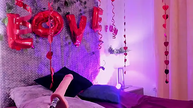 Snapshot of VeronicaOlson_ chatting on February 14, 2025, 7:49 am VeronicaOlson online show from February 14, 2025, 7:49 am