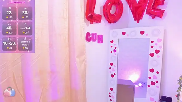 Snapshot of VeronicaOlson_ chatting on March 9, 2025, 10:08 am VeronicaOlson online show from March 9, 2025, 10:08 am