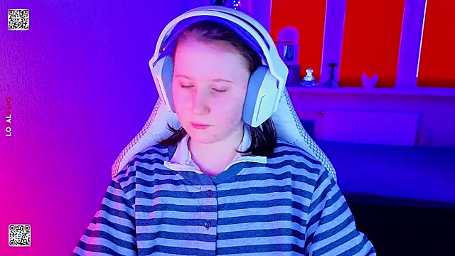 mon lola online show from January 14, 2026, 1:39 pm