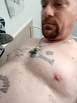 jayjay198080 online show from January 6, 2026, 12:47 am