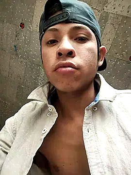 Javierjvl online show from March 4, 2026, 8:26 pm