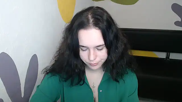 mini girly online show from July 20, 2026, 10:39 am