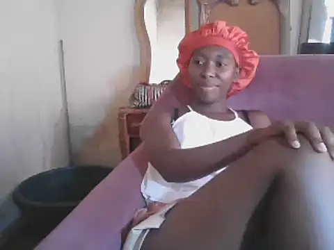 Hotdaily04 online show from February 7, 2025, 12:50 pm