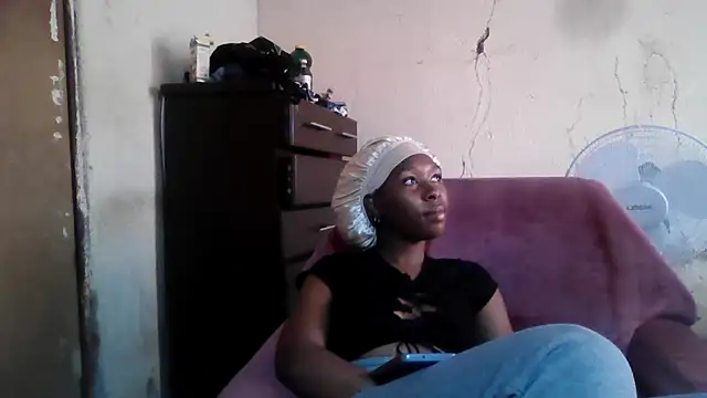 Hotdaily04 online show from September 13, 2025, 7:08 am