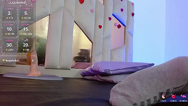 Axel tay online show from March 4, 2025, 6:26 am