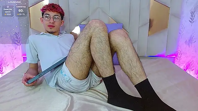 Axel tay online show from September 16, 2025, 3:18 am