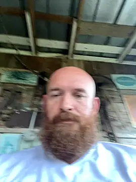 32XRedBeard online show from November 9, 2025, 12:47 pm