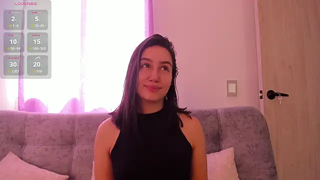 Jullya x online show from December 18, 2025, 4:13 pm